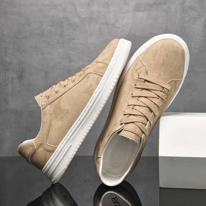 Amelia | Belmont Classic Sneaker