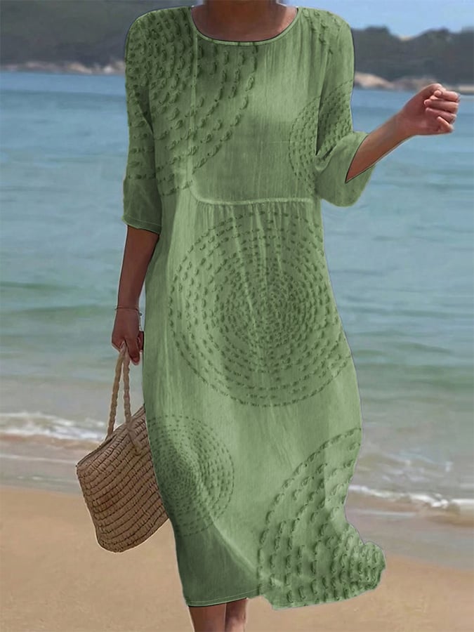 Dai | Casual Dress in Simple Solid Color Design