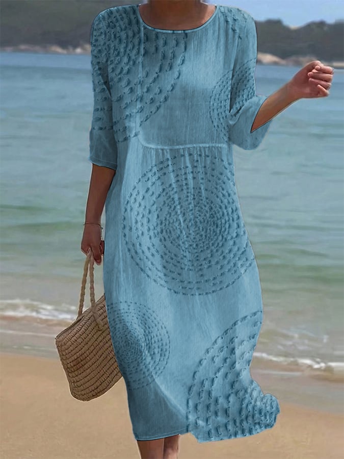 Dai | Casual Dress in Simple Solid Color Design