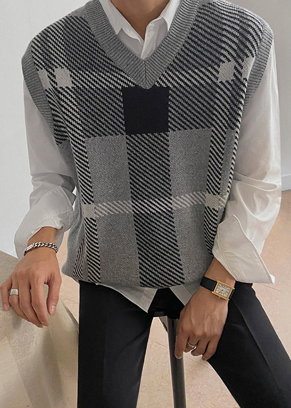 Marcus | V Neck Sleeveless Knit Vest