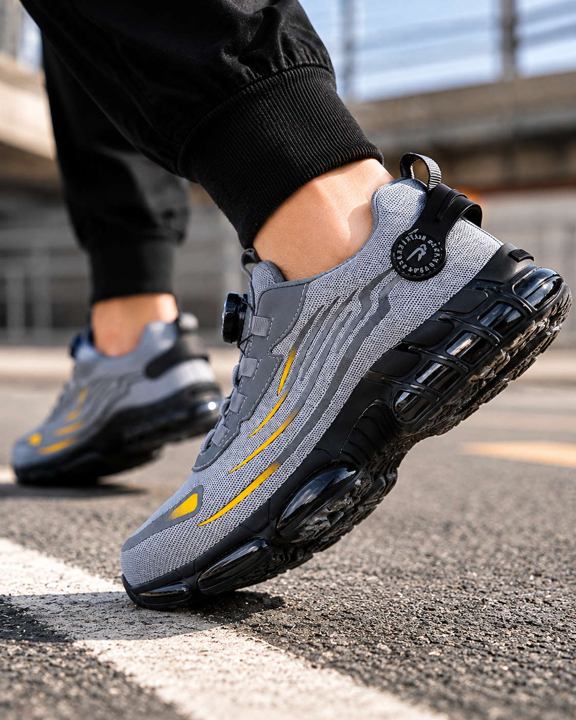 Logan | SafeStep Ergonomic Shoe