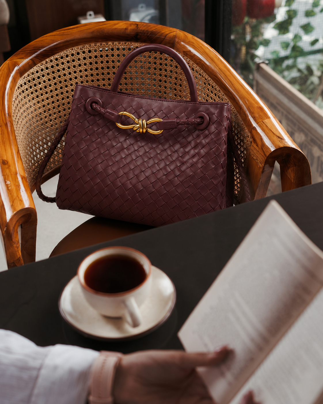 Willow | Metal Twist Detail Handle Bag