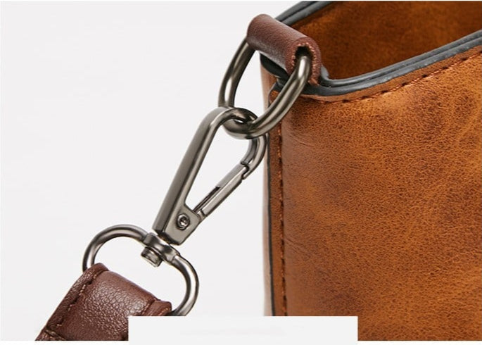 Britney | Leather Shoulder Bag