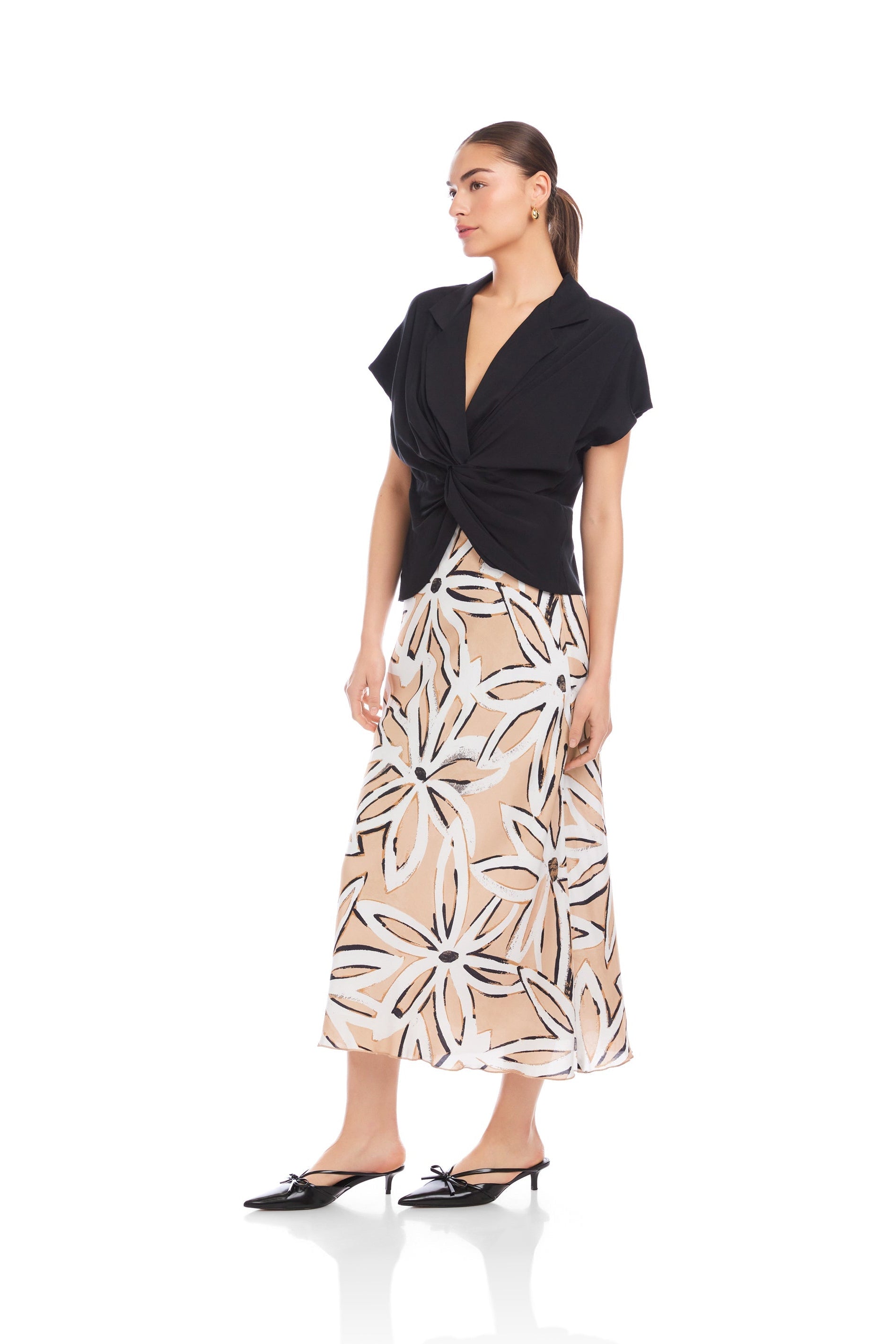 Lilian Twist-Front Top