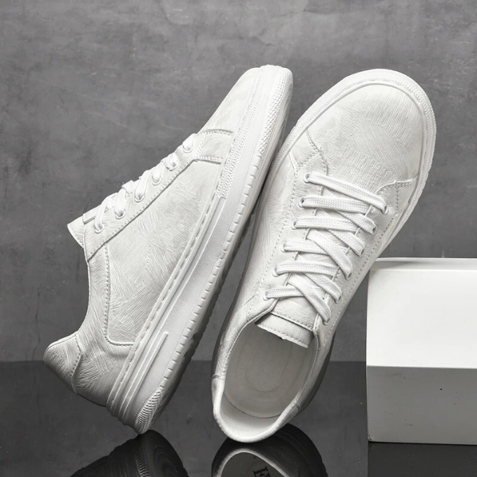 Amelia | Belmont Classic Sneaker