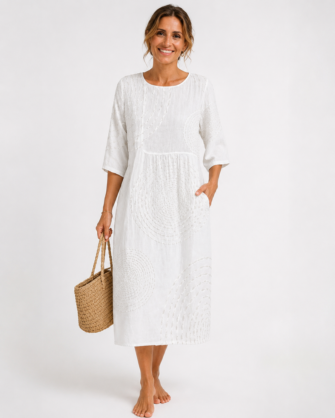 Dai | Casual Dress in Simple Solid Color Design