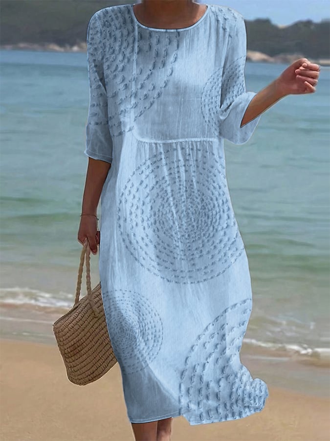 Dai | Casual Dress in Simple Solid Color Design