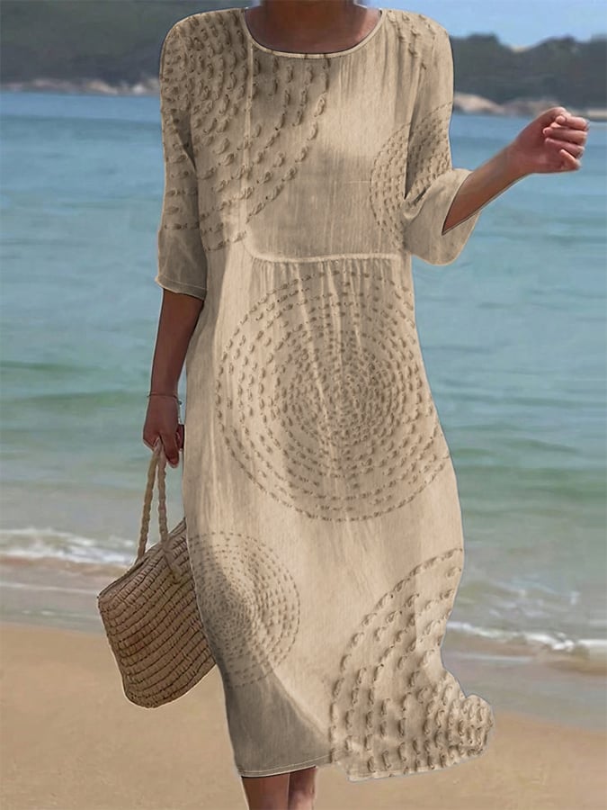 Dai | Casual Dress in Simple Solid Color Design