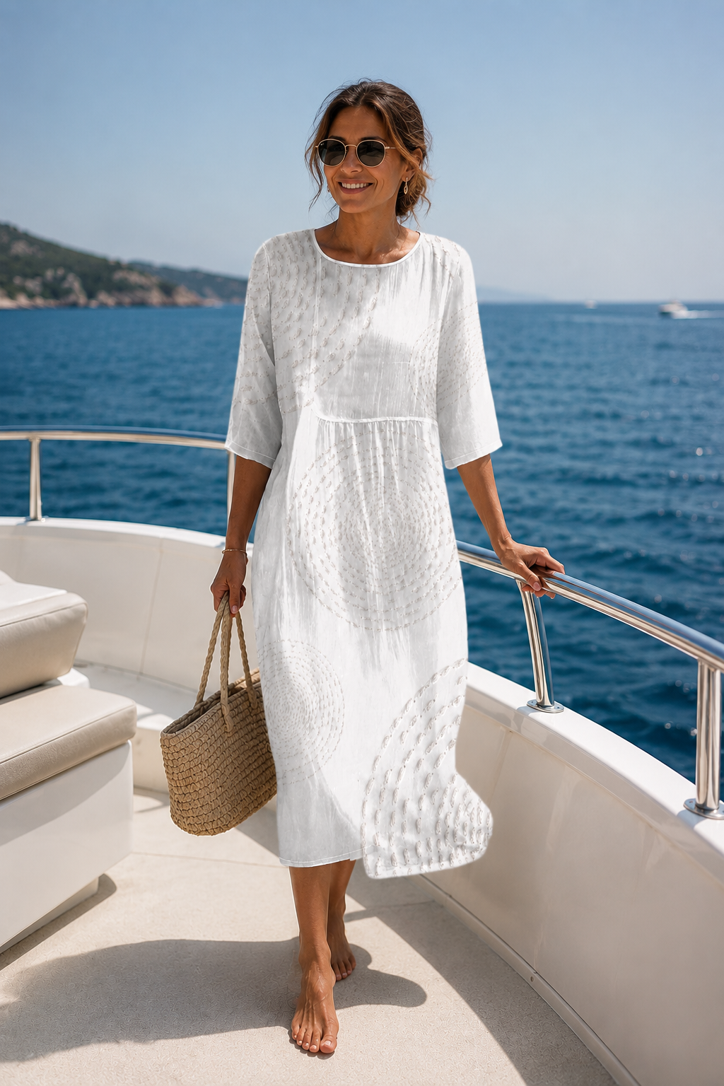 Dai | Casual Dress in Simple Solid Color Design