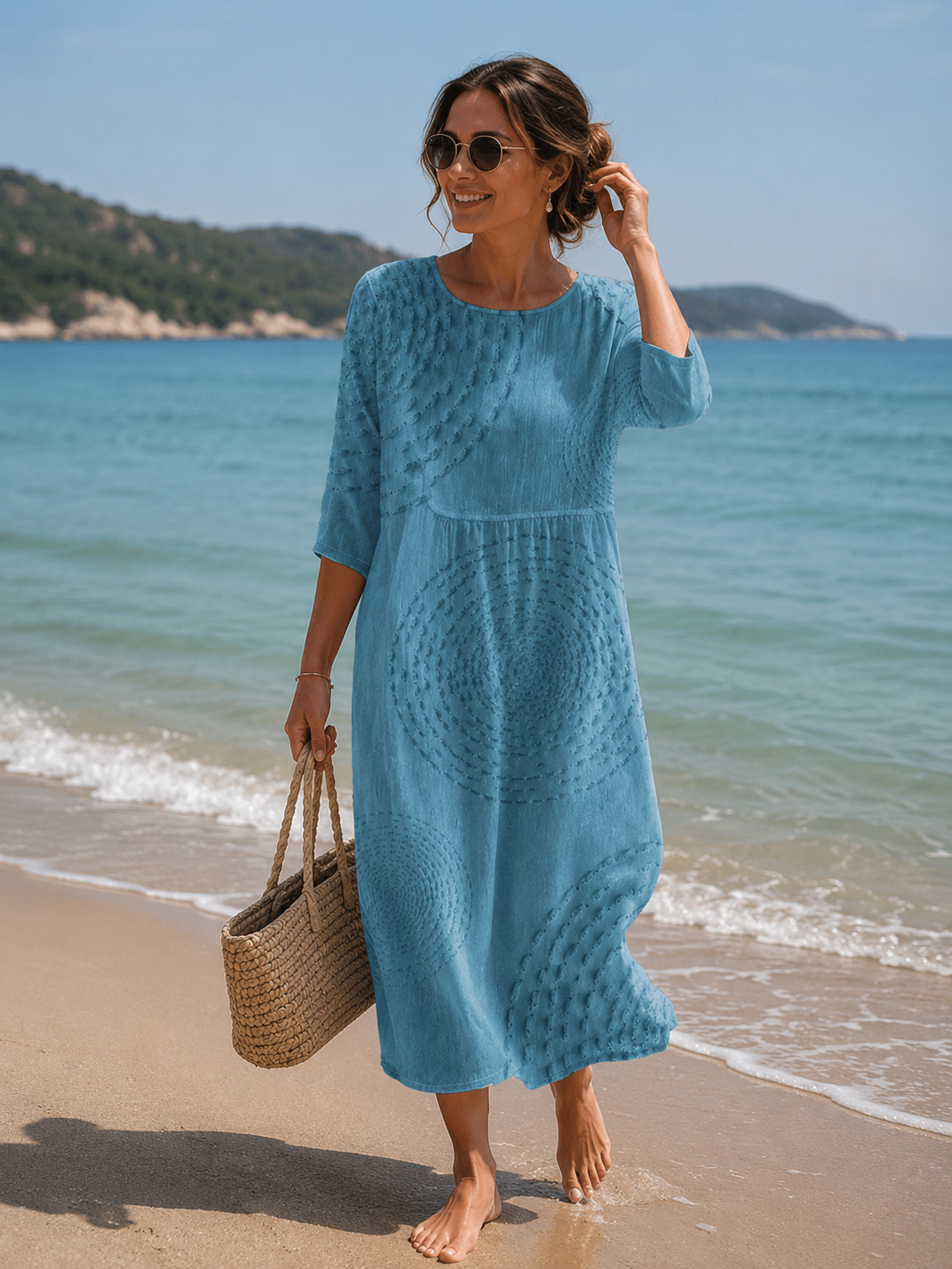 Dai | Casual Dress in Simple Solid Color Design