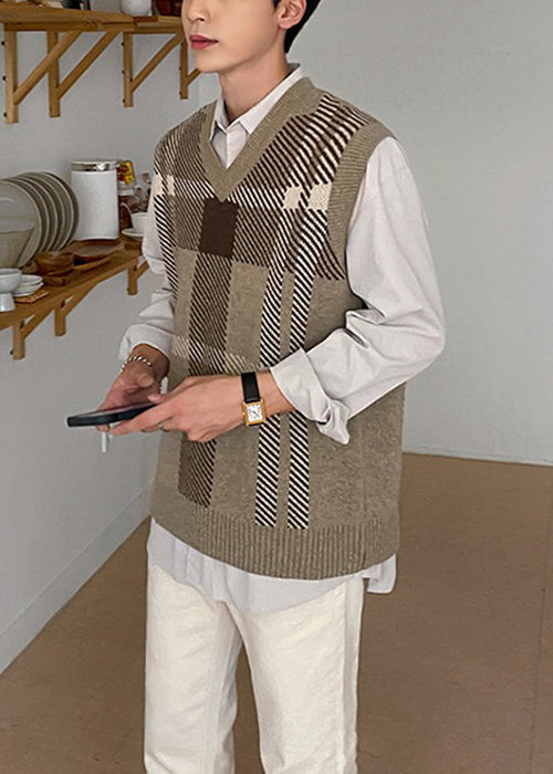 Marcus | V Neck Sleeveless Knit Vest