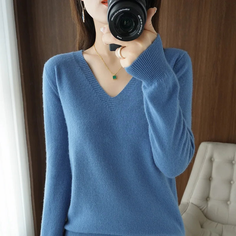 Alondra | Women's Warm V-neck Pullover